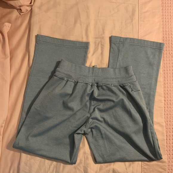 Under Armour sweat pants SM - Picture 2 of 2